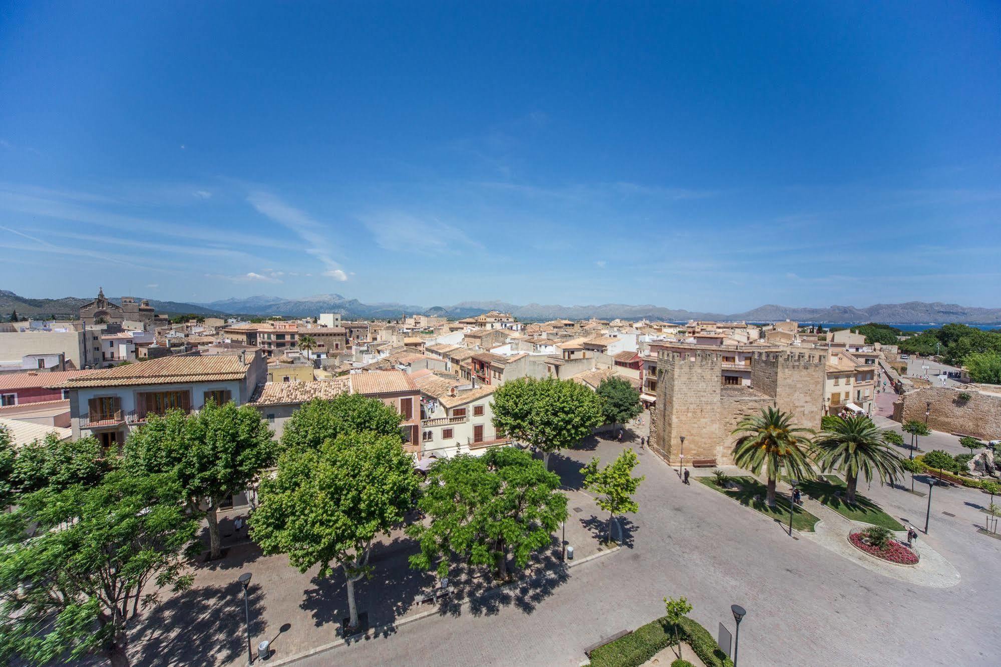 Apartamentos Carlos V Alcudia  Exterior foto